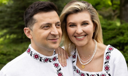 Елена Зеленская в образе учительницы покорила красотой на новых фото